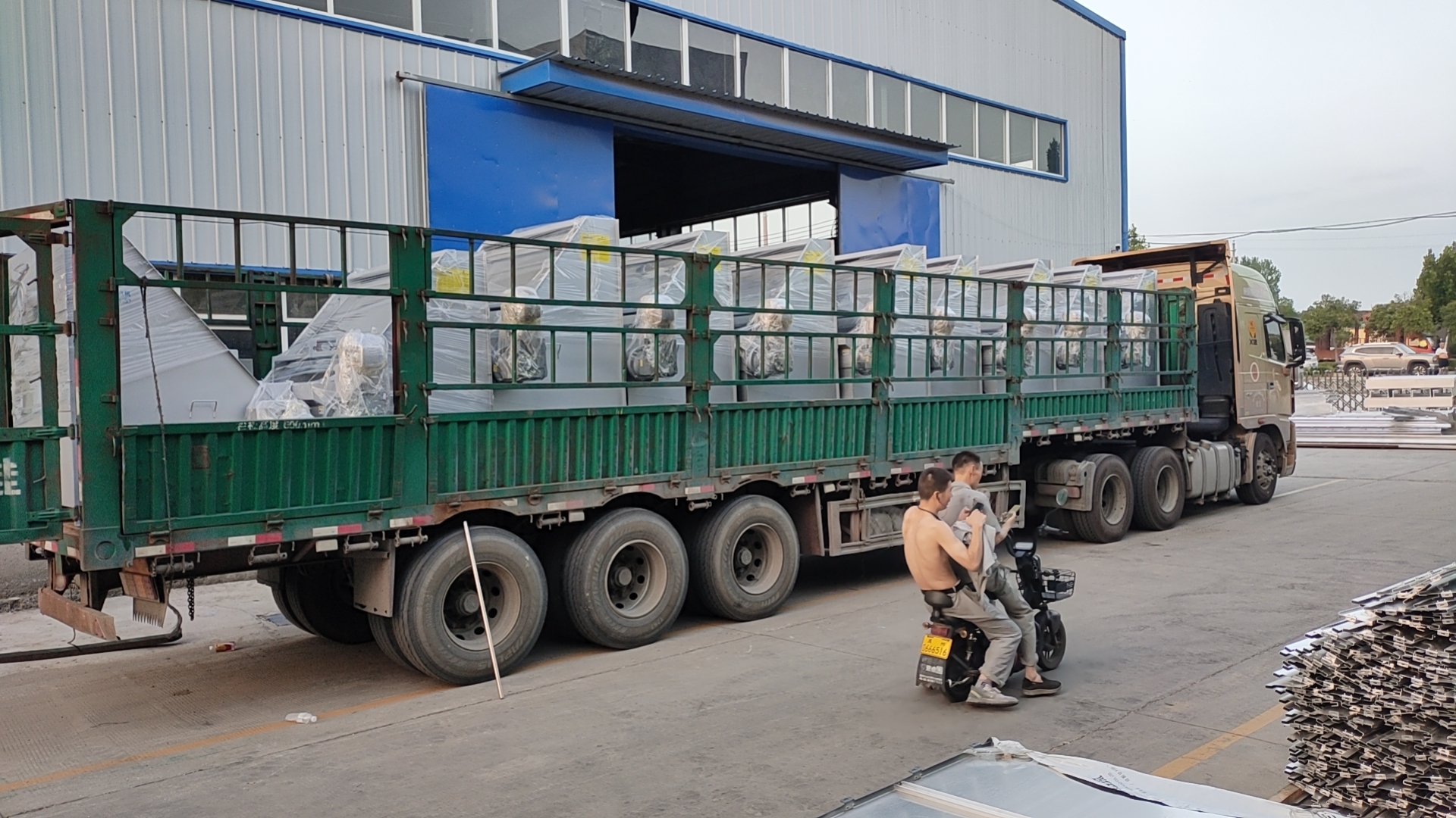 河南盾旗發(fā)吉林大安牧原10臺150B